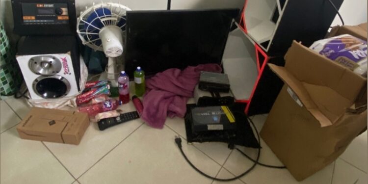 Polícia Militar prende dois homens por roubo em Cumbe