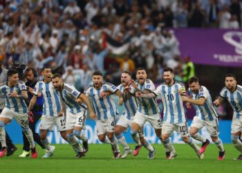 Argentina bate Holanda e está na semifinal da Copa do Catar