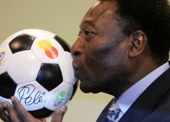 Rei do futebol, Pelé morre aos 82 anos