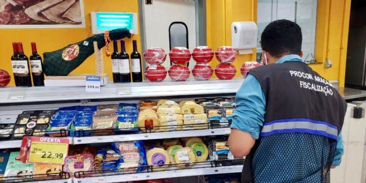 Procon Aracaju divulga pesquisa de preços de itens da Ceia de Natal