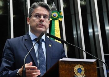 Alessandro é o único parlamentar de SE que votou contra o Orçamento Secreto
