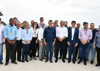 Deputado federal e senador eleito, Laércio Oliveira tem encontro com empresários de Nossa Senhora do Socorro