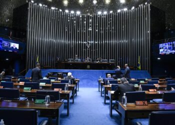 Senado aprova PEC que proíbe extinção de tribunais de contas