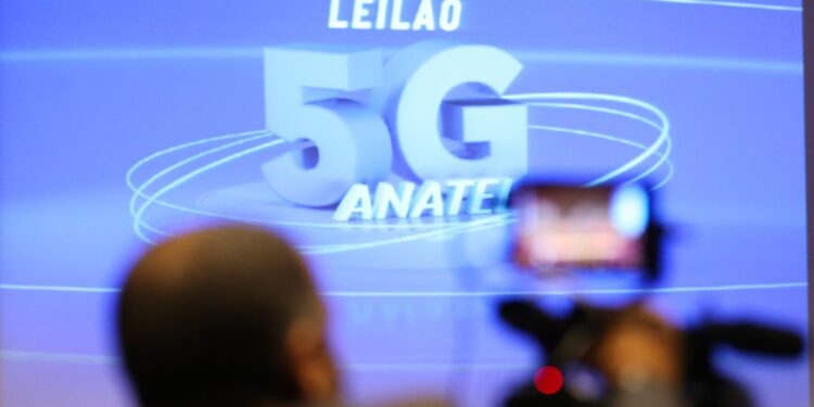 Anatel anuncia que mais 15 cidades estão liberadas para ativação do 5G