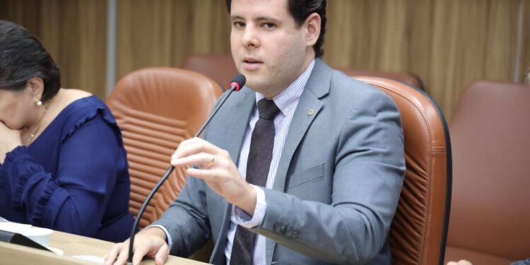 Rodrigo Valadares recebe Título de Cidadão de Propriá&nbsp;