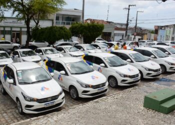 Prefeitura de Socorro realiza cerimônia de entrega da renovação de frota dos carros