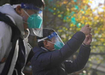 Covid: OMS espera declarar fim de emergência em 2023, mas vê lacunas para dizer que pandemia acabou