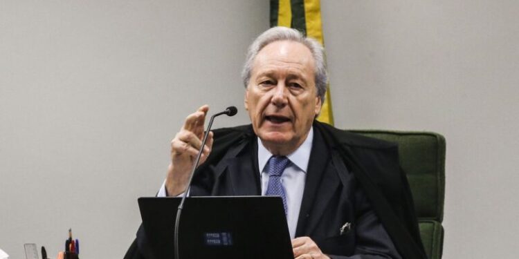 Ministro Ricardo Lewandowski deve antecipar aposentadoria no STF