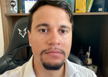 Presidente do Sindicato dos Comerciários faz balanço de 2022 e alerta para horário de funcionamento das lojas neste final de ano