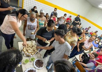 Socorro: alunos da EJA participam de oficina sobre o aproveitamento integral de alimentos