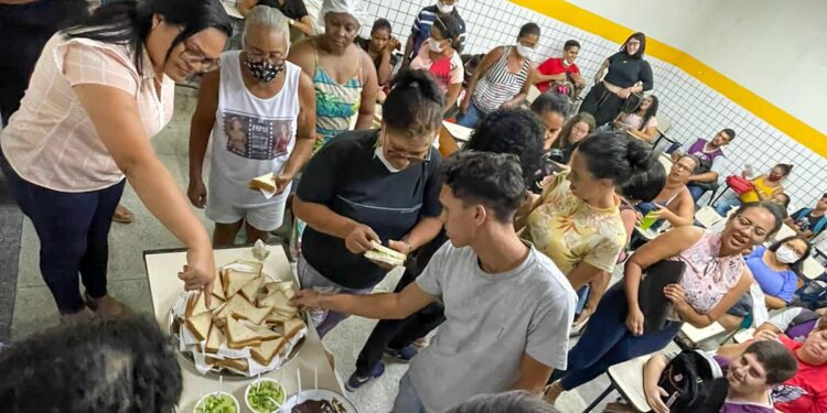 Socorro: alunos da EJA participam de oficina sobre o aproveitamento integral de alimentos