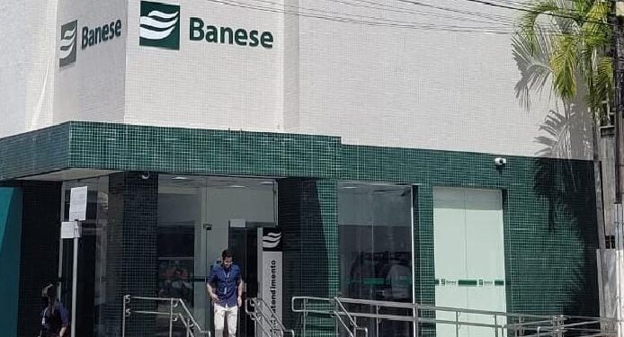 Banese divulga horário de funcionamento das agências no final de ano