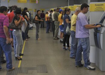 Expediente bancário tem alterações neste final de ano