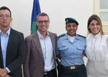 Governador eleito Fábio Mitidieri anuncia uma policial mulher como Chefe de Gabinete Militar de Sergipe