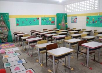 Educação de Itaporanga é valorizada com entrega de reforma de escola municipal