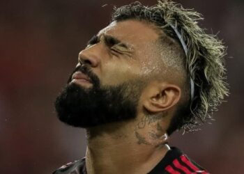 “Acabou pra todo mundo”; Notícia bate no Flamengo e Braz acaba com a ‘brincadeira’ lançando ‘mão de ferro’ no elenco