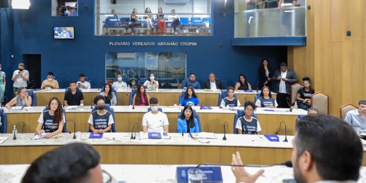 Audiência Pública discute Juventude como política de Estado