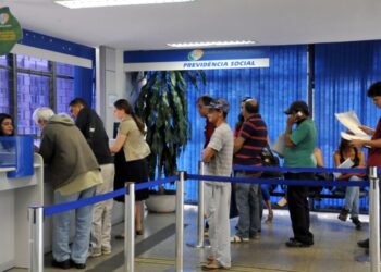 Aposentados e pensionistas do INSS vão receber R$ 1,6 bi em atrasados