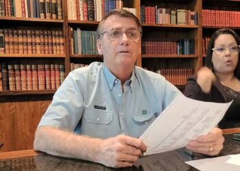 Presidente faz balanço do governo e afirma não apoiar confrontos