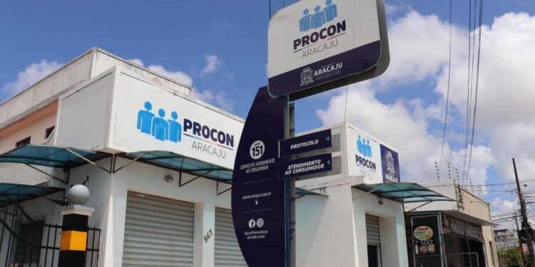 Procon Aracaju orienta os consumidores sobre troca de produtos