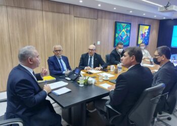 Prefeito Edvaldo se reúne com ministro da Saúde e pede agilidade na liberação da 5ª dose da vacina