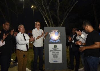 Prefeito Edvaldo entrega reurbanização da praça Dom Adalberto Accioly Sobral
