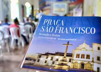 Praça São Francisco é homenageada no lançamento do livro ‘Patrimônios do Brasil’ em São Cristóvão