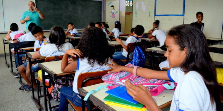 Aracaju inicia período de confirmação de matrícula para o ano letivo 2023