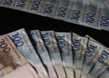 Arrecadação federal atinge R$ 172,03 bilhões em novembro