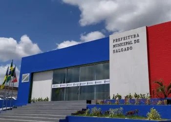 Prefeitura de Salgado antecipa salário dos servidores