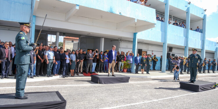 Coronel Alexsandro Ribeiro assume Comando Geral da Polícia Militar de Sergipe