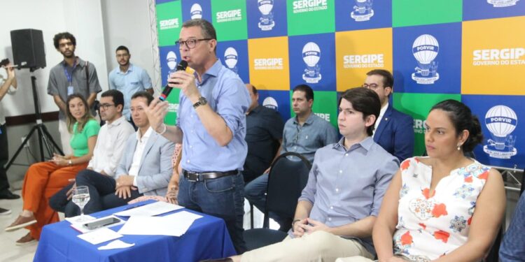 “Somos um único time que é Sergipe”, diz Fábio em balanço de primeiro mês de gestão