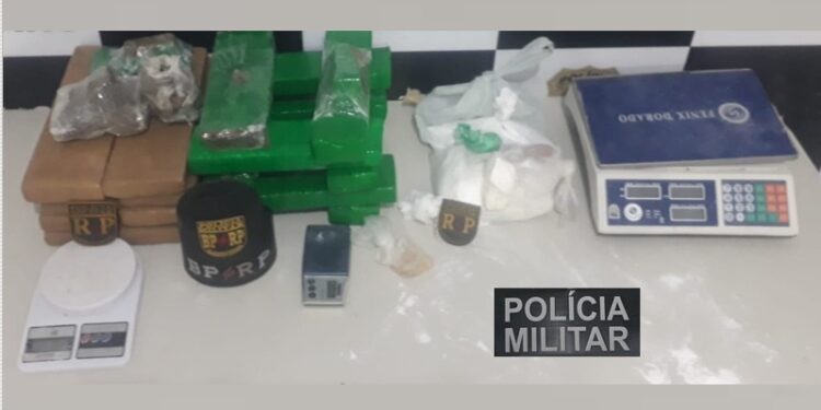 Polícia Militar apreende 18kg de maconha na Zona Sul de Aracaju