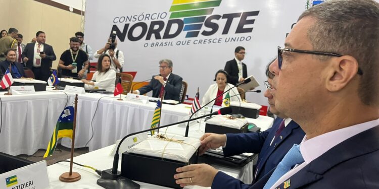 Fábio Mitidieri e demais governadores discutem pautas do Nordeste para encontro com Lula