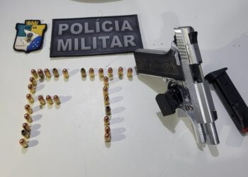 PM prende condutor de motocicleta por porte ilegal de arma de fogo na Zona Sul de Aracaju
