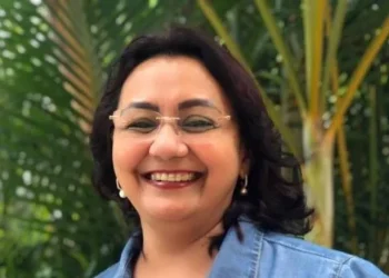 Carminha Paiva ganha destaque ao circular em eventos sociais, culturais e políticos em Sergipe