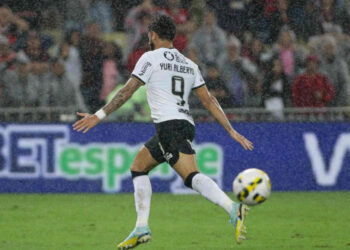 Duílio revela que permanência de Yuri Alberto no Corinthians está ‘praticamente fechada’