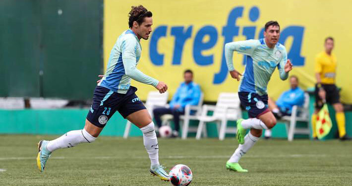 Abel Ferreira retorna ao trabalho e Palmeiras ganha jogo-treino contra o Suzano