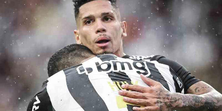 Dupla com Hulk funciona, e Paulinho faz primeiro gol pelo Atlético