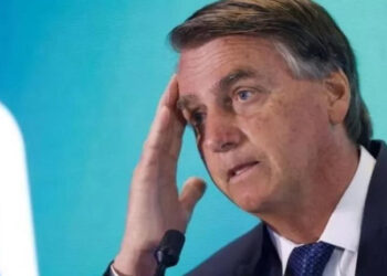Bolsonaro pede novo visto nos EUA para ‘clarear a cabeça’ e ‘aproveitar como turista’, diz advogado