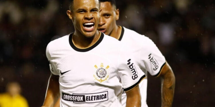 Pedro: joia do Corinthians envolvida na negociação por Yuri Alberto possui multa milionária