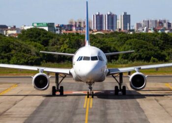 Petrobras reduz em 11,6% preço do querosene de aviação