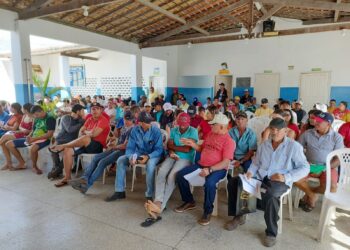 Governo de Sergipe entrega últimos cartões do Programa Mão Amiga Pró-Sertão Bacia Leiteira 2022/2023