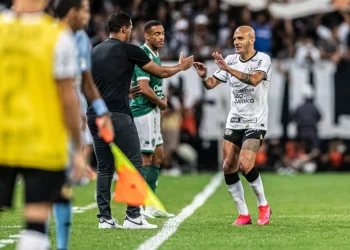 Mesmo com falhas na defesa, Corinthians se recupera e vence Guarani de virada na Arena
