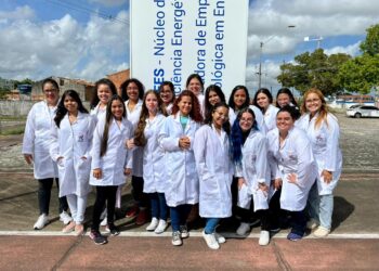 Estudantes sergipanas participam do programa nacional Futuras Cientistas no SergipeTec