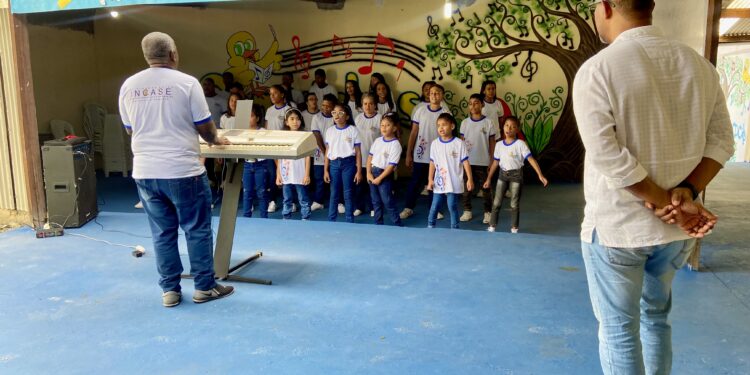 Emenda do Professor Bittencourt vai permitir aquisição de novos instrumentos musicais ao Instituto Canarinhos 