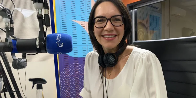 Danielle Garcia destaca parceria da SPM com as demais secretarias para execução de políticas públicas para as mulheres