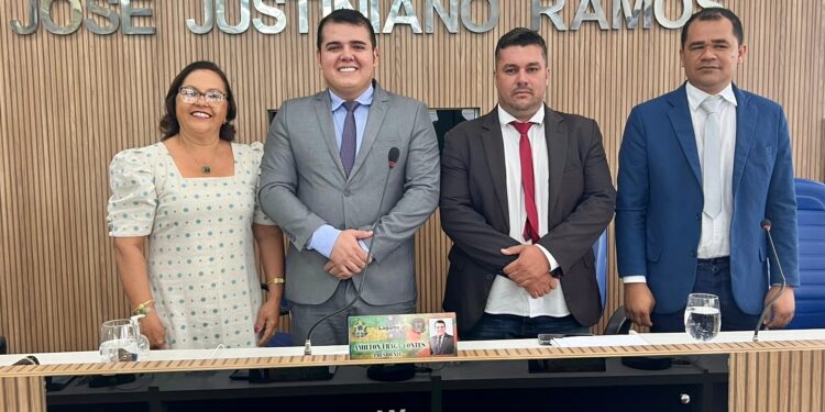 Nova Mesa Diretora da Câmara Municipal de Lagarto toma posse