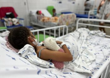 Hospital da Criança alerta para cuidados com a pele infantil durante o verão