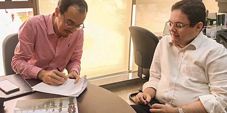 Deputados seguem realizando cadastros administrativos e atualizações de dados